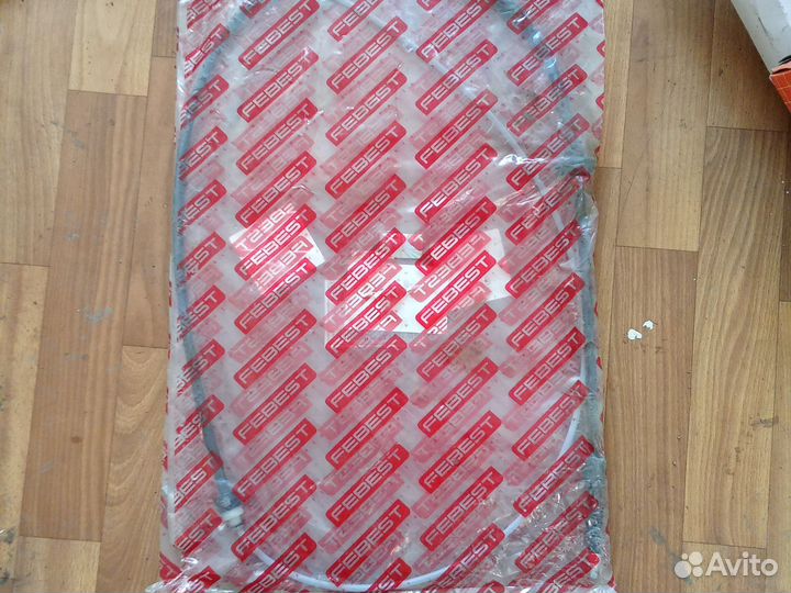 Трос ручника на Renault Fluence Megan 3