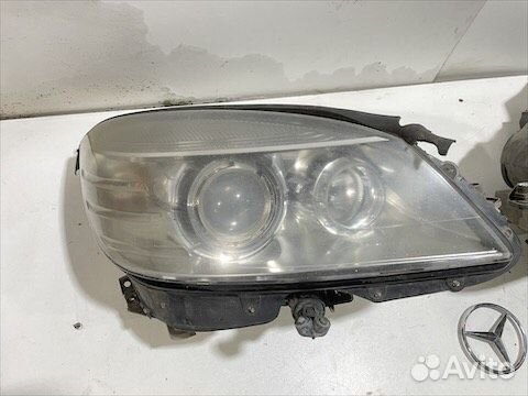 Фара передняя правая Мерседес w204 C204 дорест ори