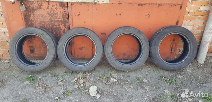 Roadstone N'Fera AU5 235/55 R17