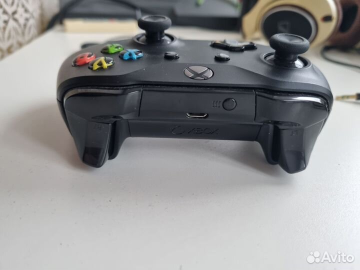 Геймпад XBox One