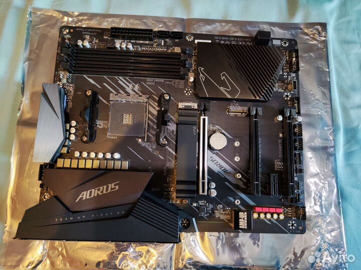 Материнская Плата Gigabyte b550 Aorus Elite v2