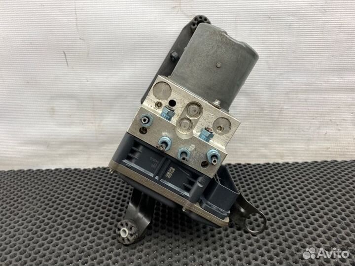 Блок ABS Bmw X6 E71 N63B44A 2010