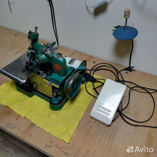 Оверлок промышленный бу