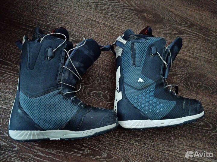 Сноубордические ботинки burton