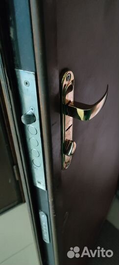 Замок врезной сувальдный