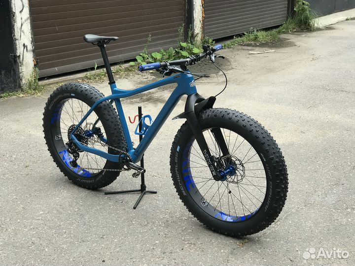 Полностью карбоновый фэтбайк на раме vpace