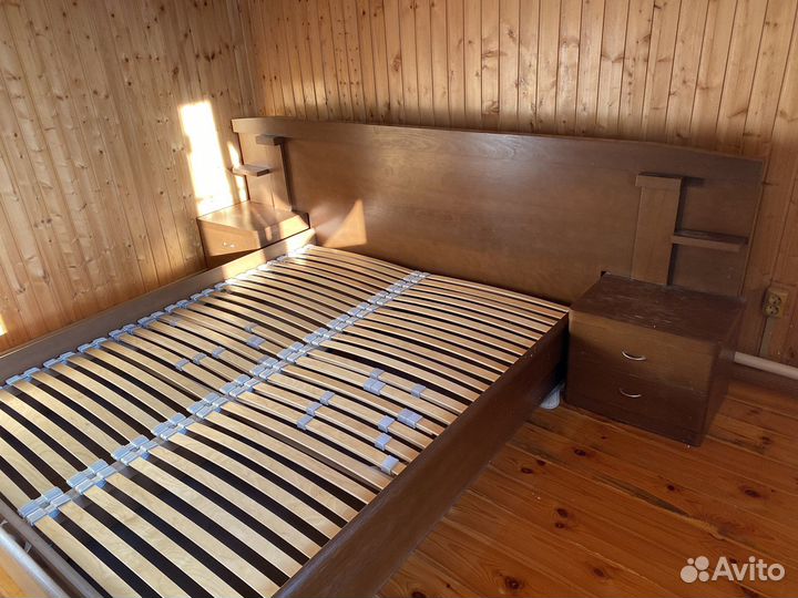 Кровать из массива 160х200 с тумбочками