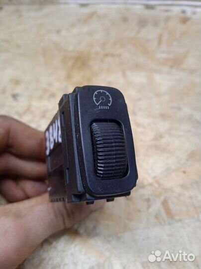 Кнопка освещения панели приборов Mitsubishi Lancer