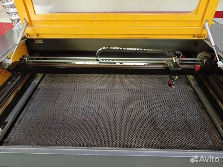 Станок лазерной резки и гравировки 60*90см 150w