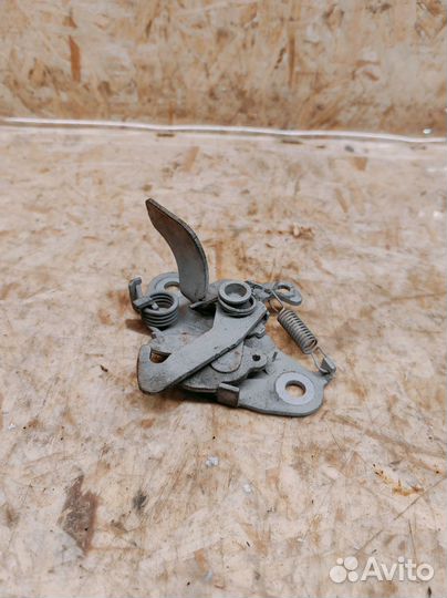 Замок капота Peugeot 206