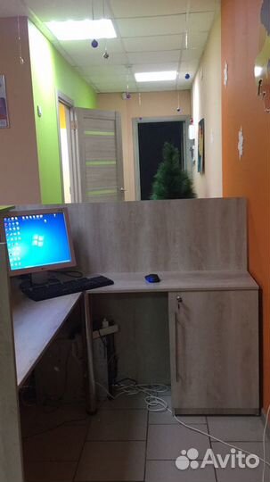 Стойка ресепшн