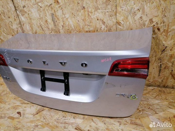 Крышка багажника Volvo S60 AS