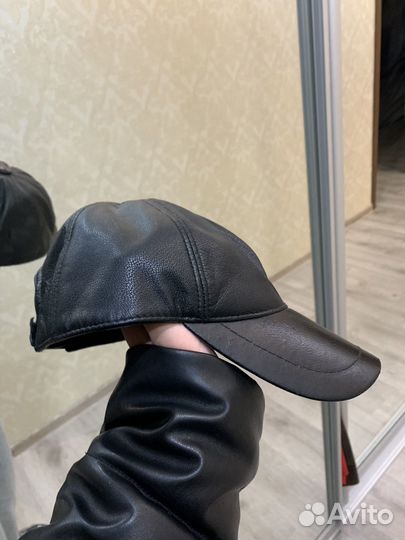 Мужская кожаная кепка