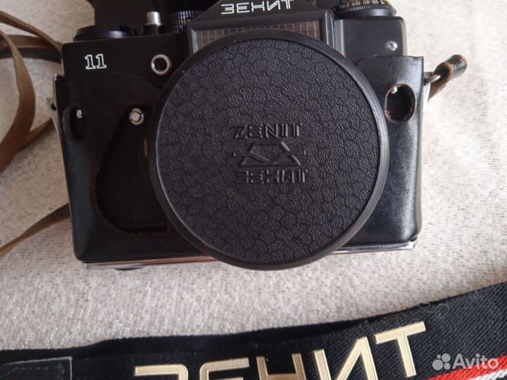 Плёночный фотоаппарат Зенит 11