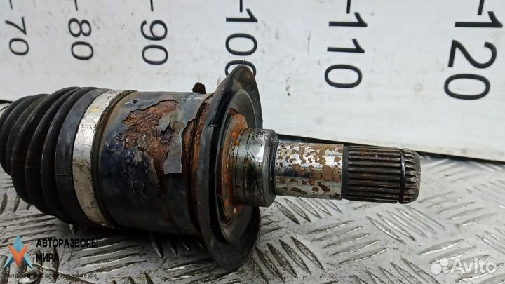 Полуось задняя (приводной вал, ШРУС) BMW 3