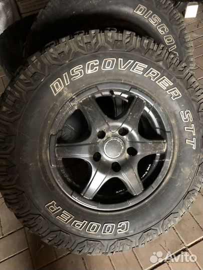 Bridgestone 285\60\18 116S 8шт