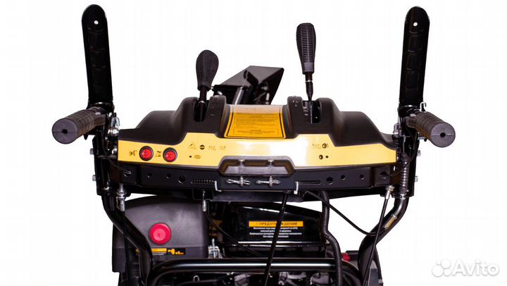 Снегоуборщик champion ST1170E