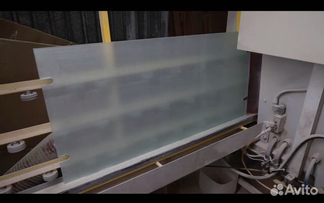 Стеклянная дверь с Вашим дизайном