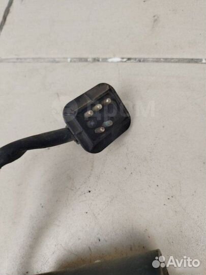 Моторчик стеклоочистителя Mercedes E W123 1990