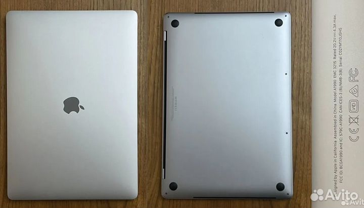 MacBook Pro 15 2018 Core i9 2.9 32gb 512g 555X 4GB