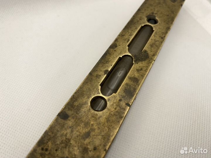 Старинный уровень деревянный