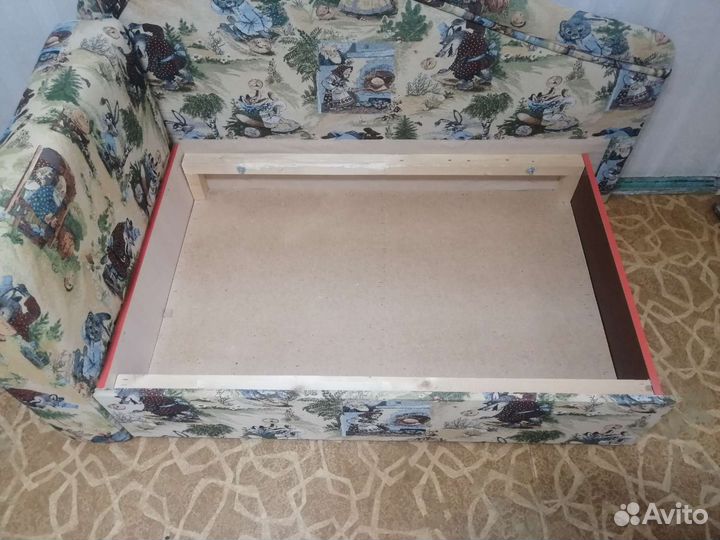 Детский диван бу