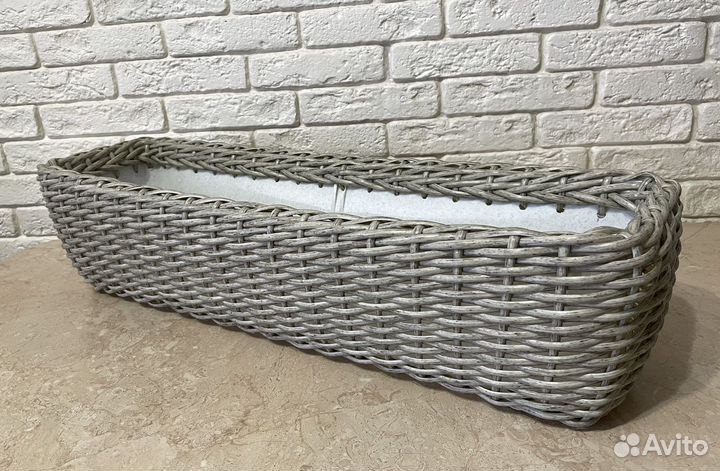 Кашпо из ротанга