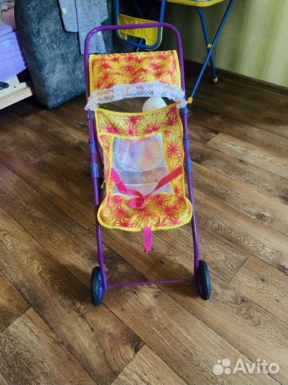 Коляска для кукол