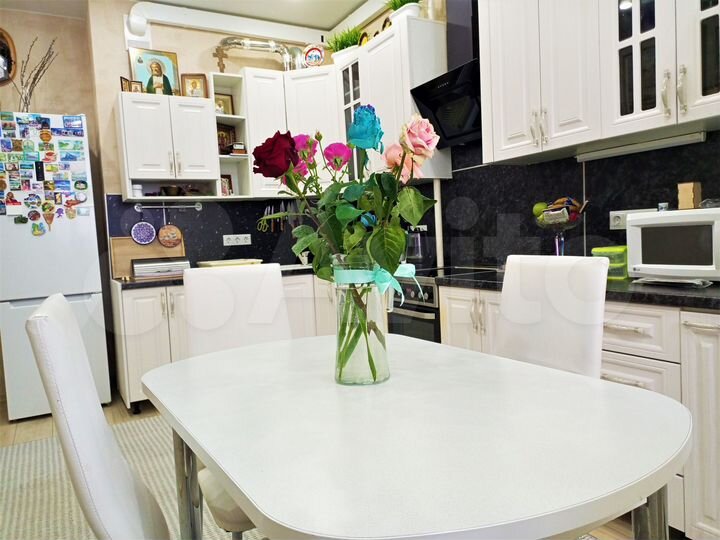 2-к. квартира, 52,9 м², 10/16 эт.