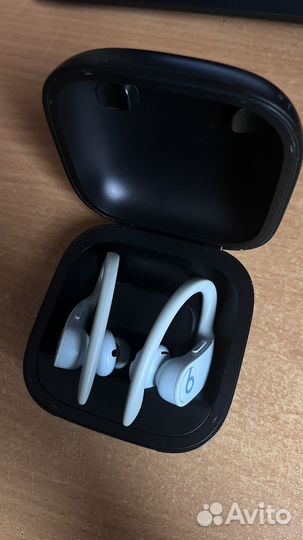 Наушники beats powerbeats pro