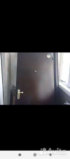 Входная стальная дверь 7 т р. 2 замка на вид новая