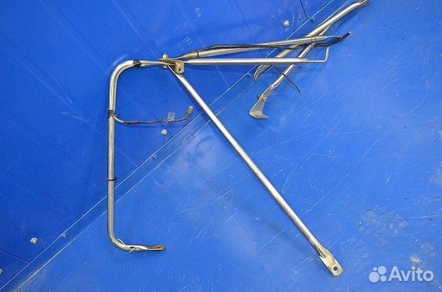 Кронштейн бокового зеркала, правый freightliner FLC 120