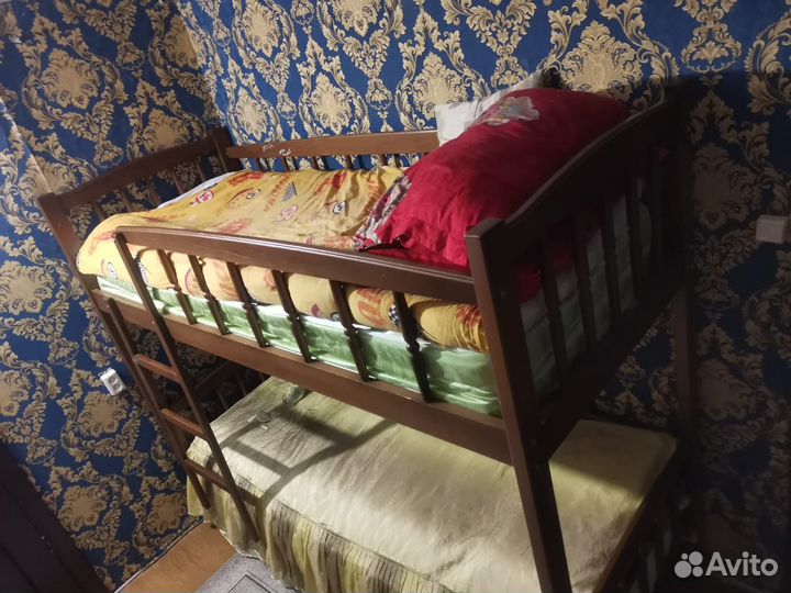 Двухярусная кровать бу