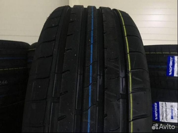 Windforce Catchfors UHP 215/50 R17 95W