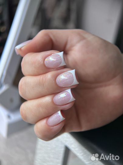 Маникюр/педикюр центр города