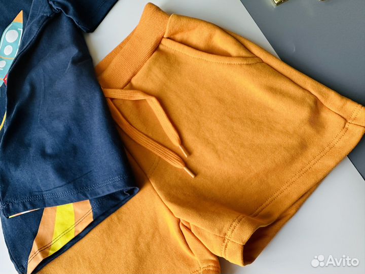 Шорты и футболка для мальчика 116-122 Zara