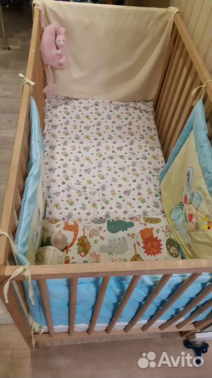 Детская кроватка