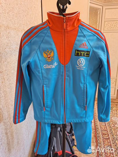 Лыжный разминочный костюм adidas