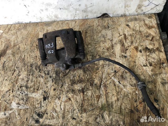 Суппорт передний правый opel corsa D