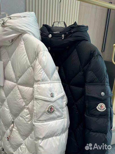 Пуховик Moncler