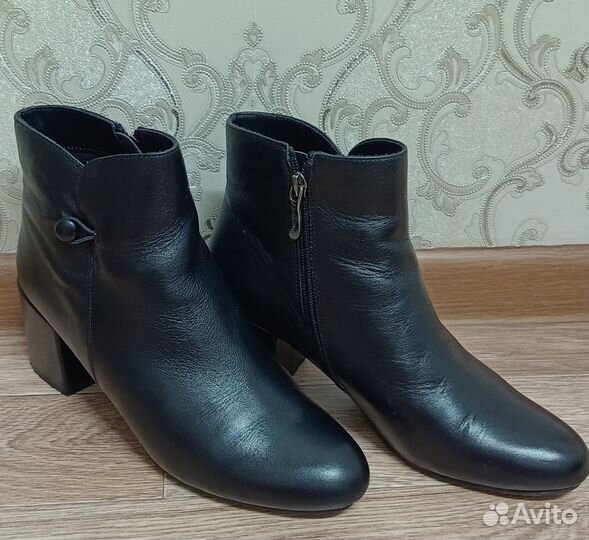 Полусапожки женские 39 размер кожа