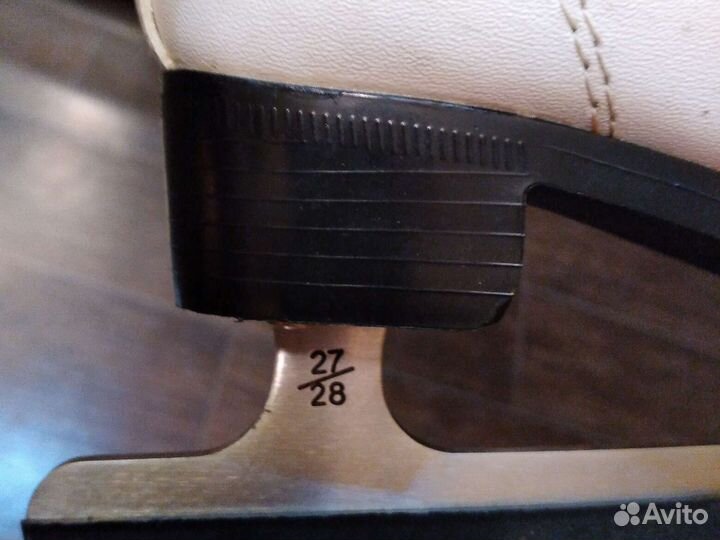 Фигурные коньки