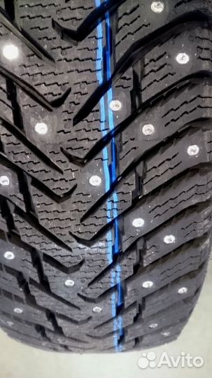 Nokian Tyres Hakkapeliitta 8 245/70 R17 110T