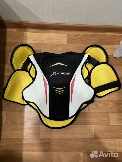 Нагрудник хоккейный взрослый