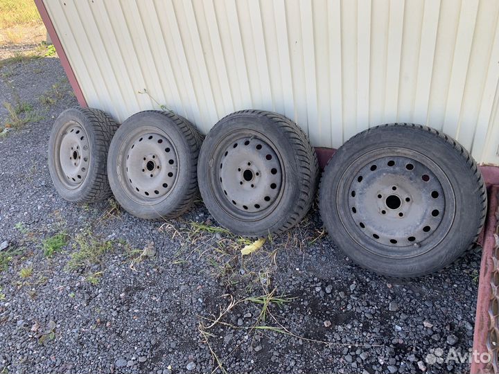 Зимняя резина с дисками на golf 5 r16