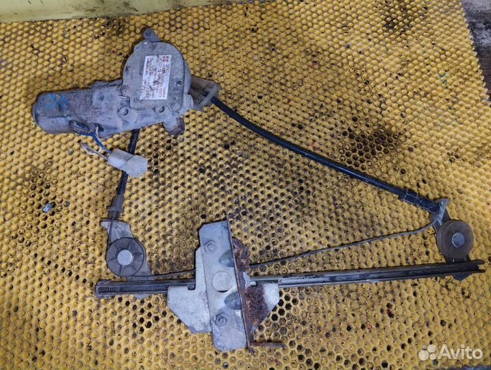 Стеклоподъемник передний левый LADA 2110