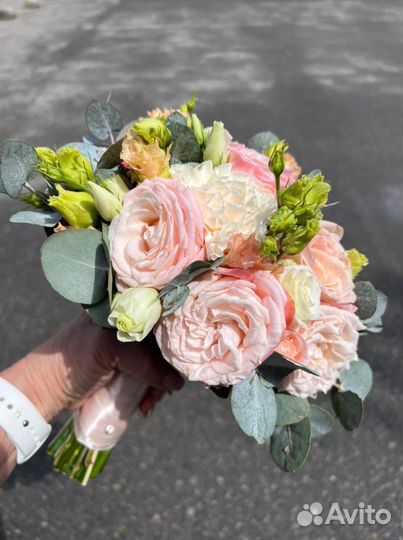 Свадебный букет невесты