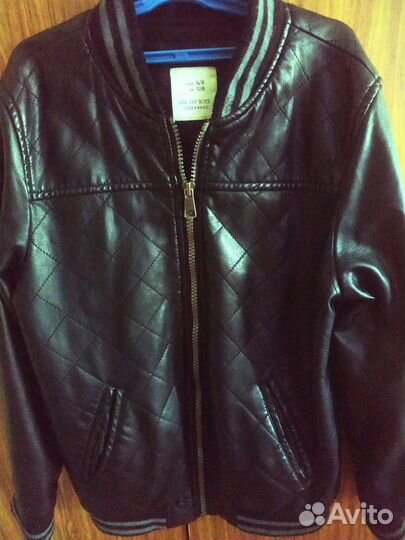 Кожаная куртка б/у на мальчика 6- 8 лет