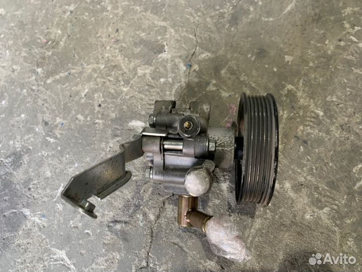 Насос гур Geely Emgrand EC7 JL4G18 2013