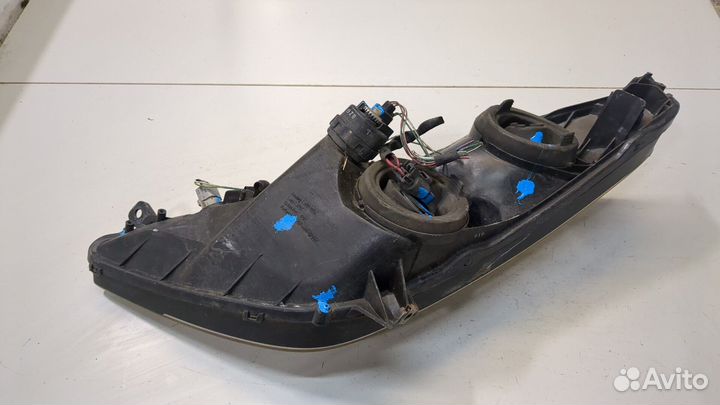 Фара (передняя) правая Toyota Celica, 2002